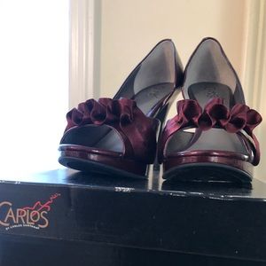Carlos Santana ladies fancy ruffle dress shoe